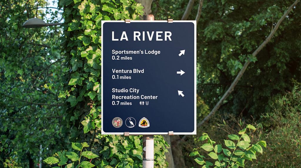 Wayfinding LA Parks sign